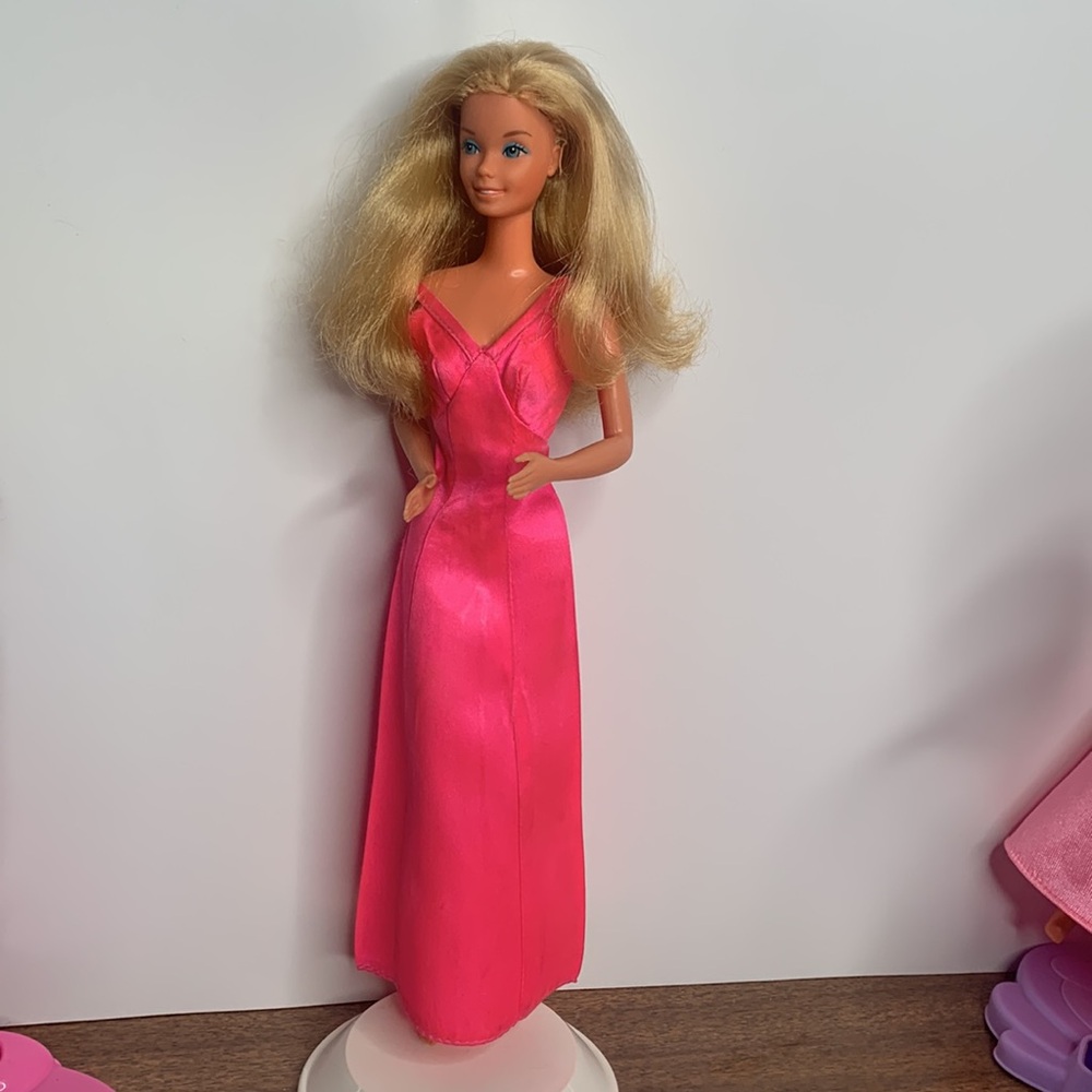 1977 Superstar Barbie for Sexy Older Sister - Picture 1 of 11